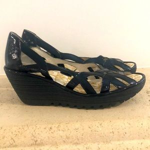 Fly London Black Patent Leather Lattice Shoe. Size 40. NWOT